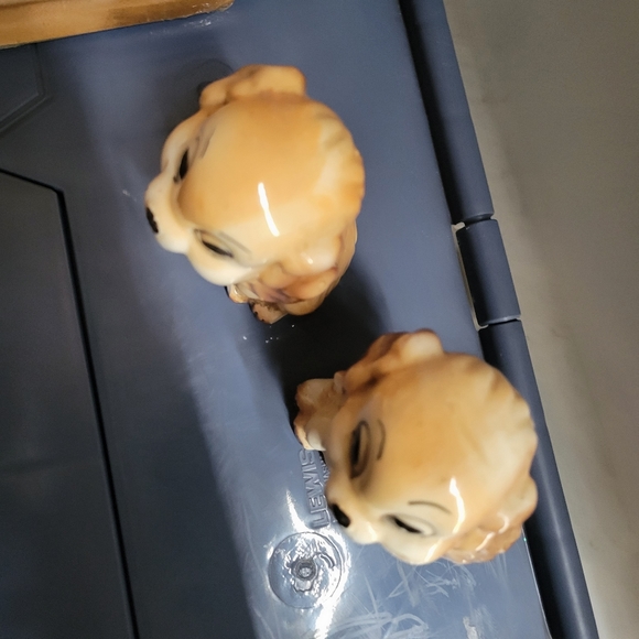 Commodore vintage glazed puppies dogs puppy dog salt and pepper shakers - Picture 8 of 13